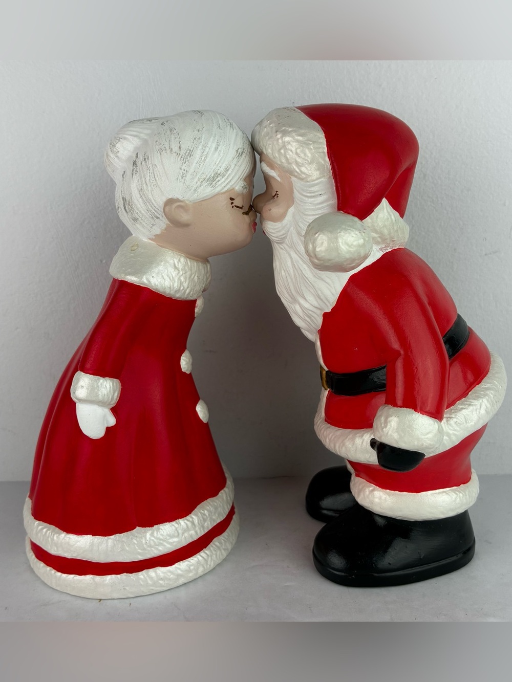 Santa & Mrs. Claus Kissing Vintage 1980’s Plaster Chalkware Set - How Cute!